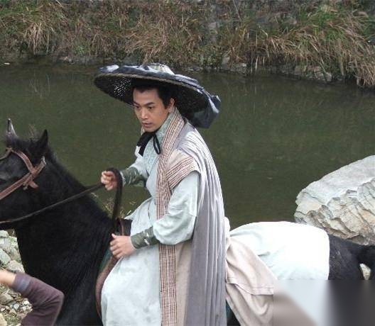 张翠山历史图片