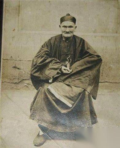 李清云的简介历史图片
