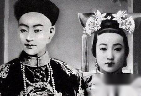 褫衣廷杖历史图片