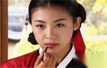 女诗人黄真伊历史图片