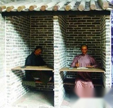 鼻烟壶历史图片