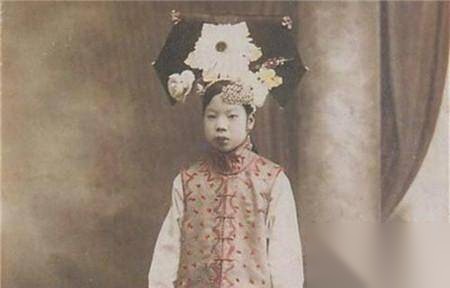 出轨历史图片