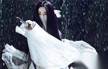 练霓裳历史图片