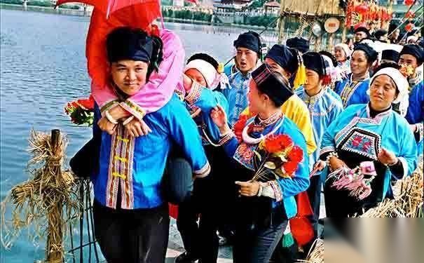 少数民族奇异婚俗历史图片