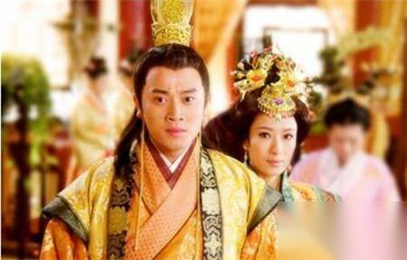 她童年饱受嫂子虐待 16岁竟当上了皇后！历史图片