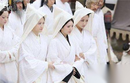 丧服为何都是白色的历史图片