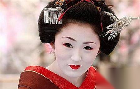 日本艺妓历史图片