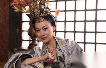 这女子12岁嫁给43岁大叔 专宠一生却被逼殉葬历史图片