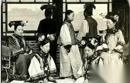 微服私访历史图片