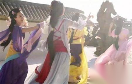 他大胆调戏君王的女人竟没受罚反而还被重用历史图片