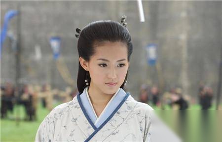 处女皇后死时满室异香空中传来音乐声后被尊为花神历史图片