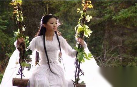 神雕侠侣中小龙女在绝情谷中毒后被谁所救历史图片