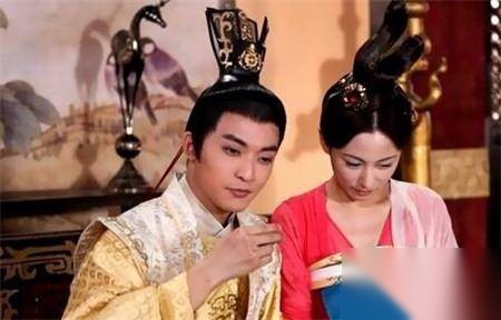 女子偷情历史图片