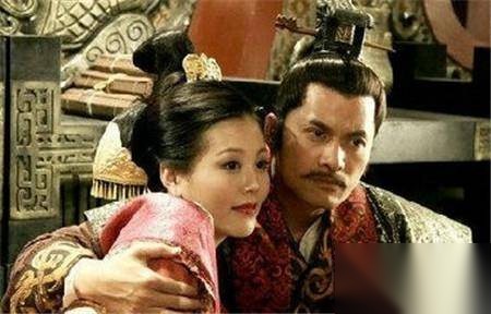 小三历史图片