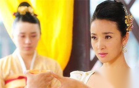 古代恐怖美女劝酒法历史图片
