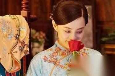 周莹历史图片