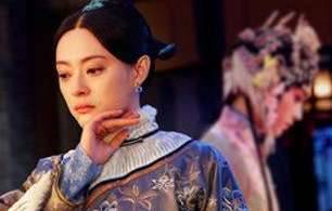 周莹历史图片