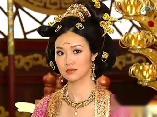 奶妈历史图片