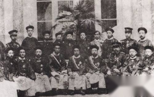 预备立宪历史图片