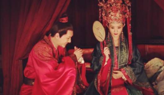古代小姐出嫁为什么一定要带陪嫁丫鬟？这些丫鬟有什么作用？历史图片