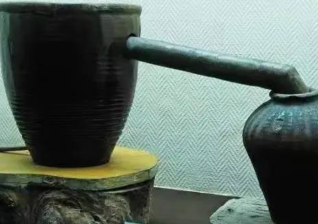 白酒历史图片