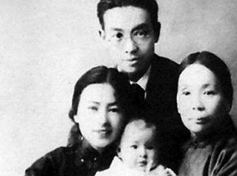 梁思成历史图片