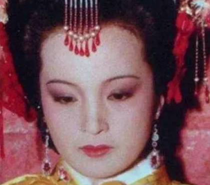 贾元春历史图片