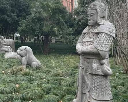 吴良历史图片